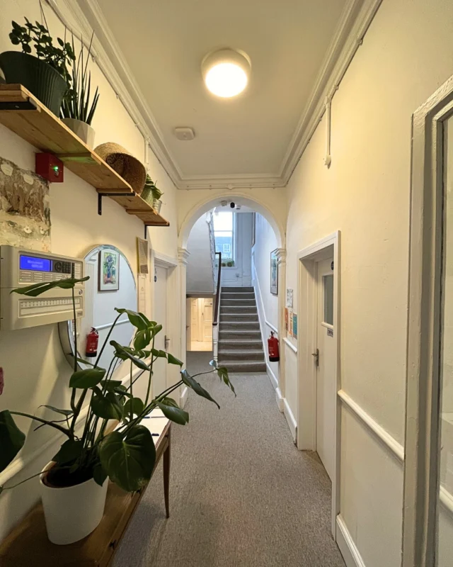 Happy National Boarding Week! 🛏️🏡🌍

This week we celebrated everything that makes boarding life special and unforgettable. From lifelong friendships to late-night study sessions, to shared laughter in the common room, to the support of a second family; boarding offers more than just a place to stay. It’s a place to grow. 🌱

We’re proud to introduce you to our boarding house at Bath Academy, The Oxford House - a stylish, modern space just a short walk from the city centre and the college. With its welcoming atmosphere, supportive staff (including a professional chef that lovingly prepares delicious and nutritious dishes), and a close-knit, international community, our boarding house offers students a safe and inspiring place to call home. It's more than just accommodation - it's where independence, responsibility, and meaningful connections flourish.

Oxford House is a charming, 5 storey Georgian terraced house ideally positioned in the centre of Bath. It is a grade 2 listed building that similarly echoes the city of Bath, with its marrying of historical appeal and modern amenities. Each room is equipped with a bed, hand-wash basin, desk, and wardrobe. There is a sitting room for all residents to relax in with a large TV and comfortable sofas. Our student residences are equipped with alarms and cameras on all entry and exit points to ensure our students’ safety at all times. Boarding house staff are always present to ensure students’ safety, happiness and progress. 

Students from all walks of life thrive in our boarding house - academically, socially, and personally. 🚀

#NationalBoardingWeek #BoardingLife #BoardingSchool #HomeAwayFromHome #BoardingatBathAcademy #StudentLifeatBathAcademy #StudyinBath #BathUK #BoardinginBath #listedbuilding #independentschoolbath #privateschoolbath #independentcollegebath #weareinternational #intled